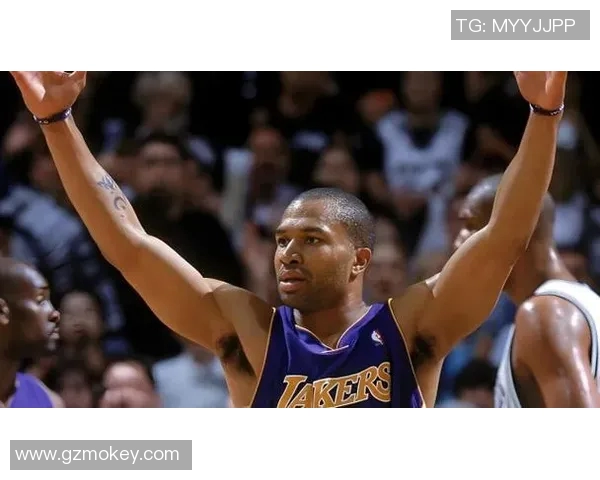 2005年NBA季后赛马刺对阵太阳精彩录像回顾与分析